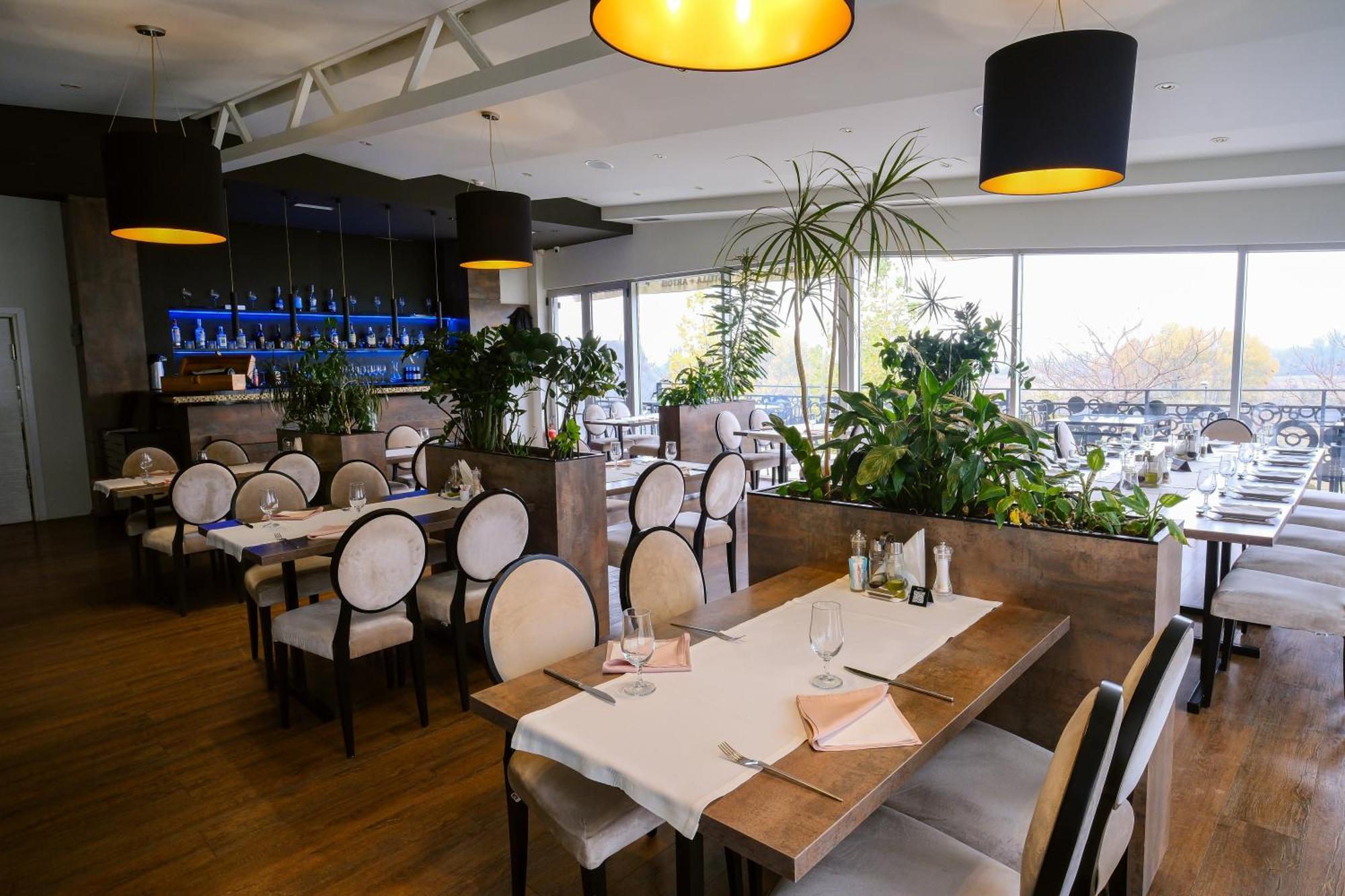 Hotel Crystal Light Ni エクステリア 写真