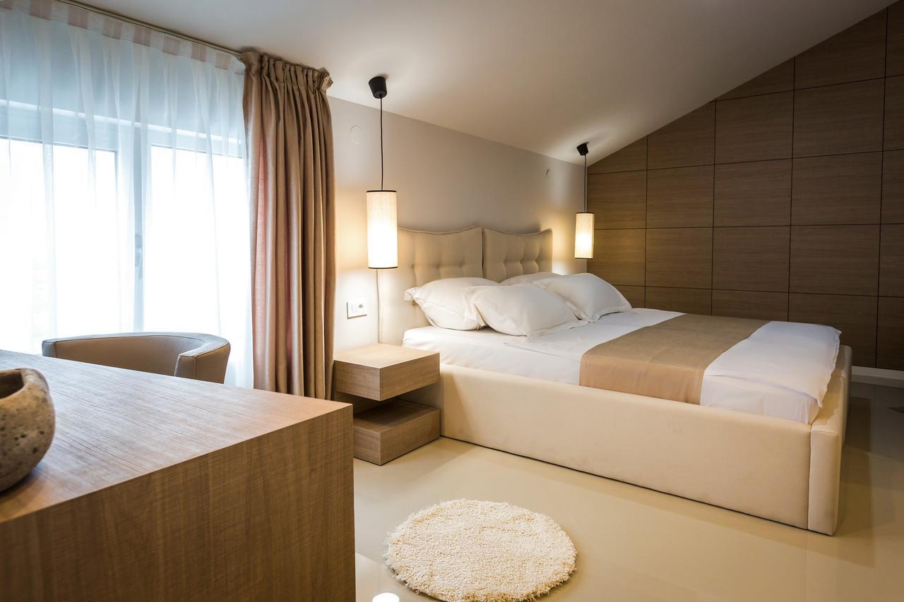 Hotel Crystal Light Ni エクステリア 写真