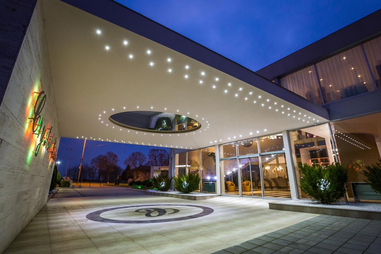 Hotel Crystal Light Ni エクステリア 写真