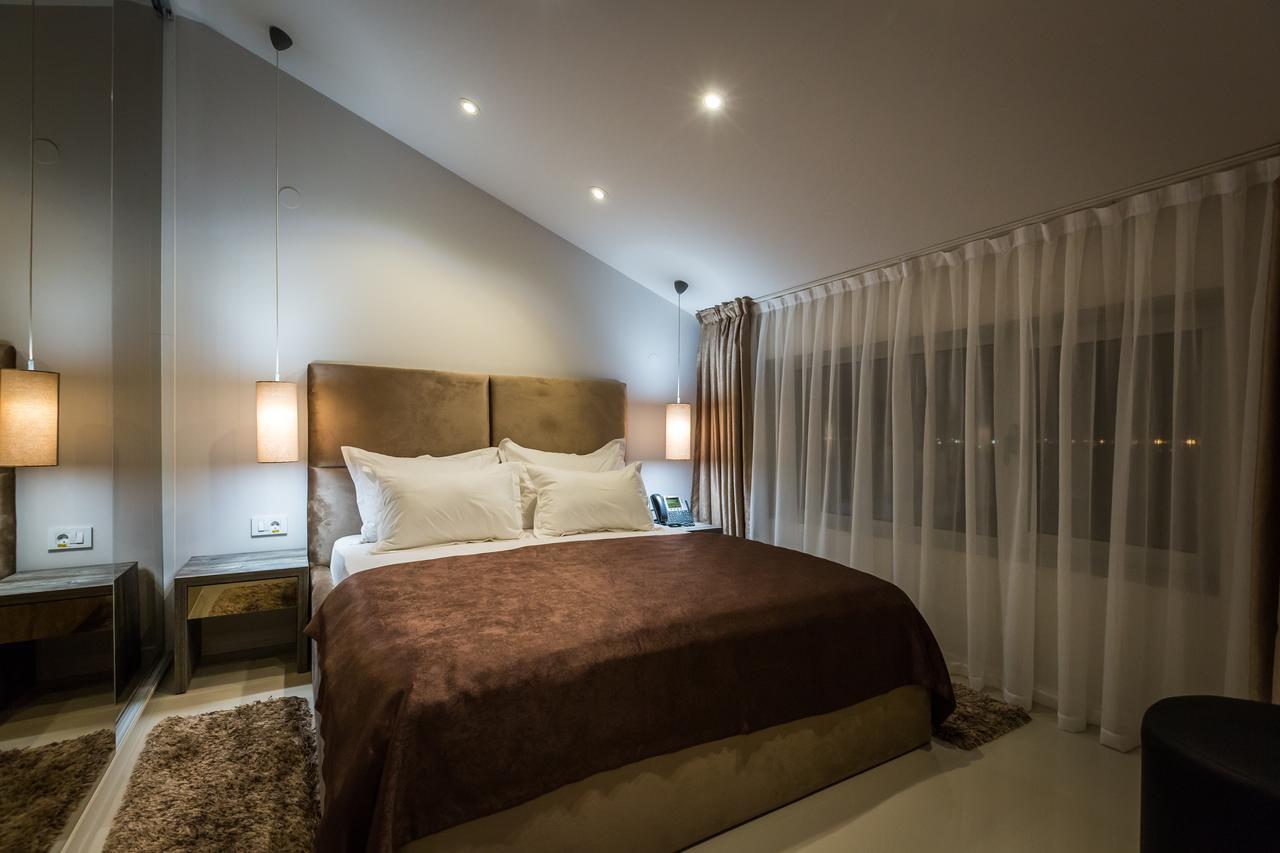 Hotel Crystal Light Ni エクステリア 写真