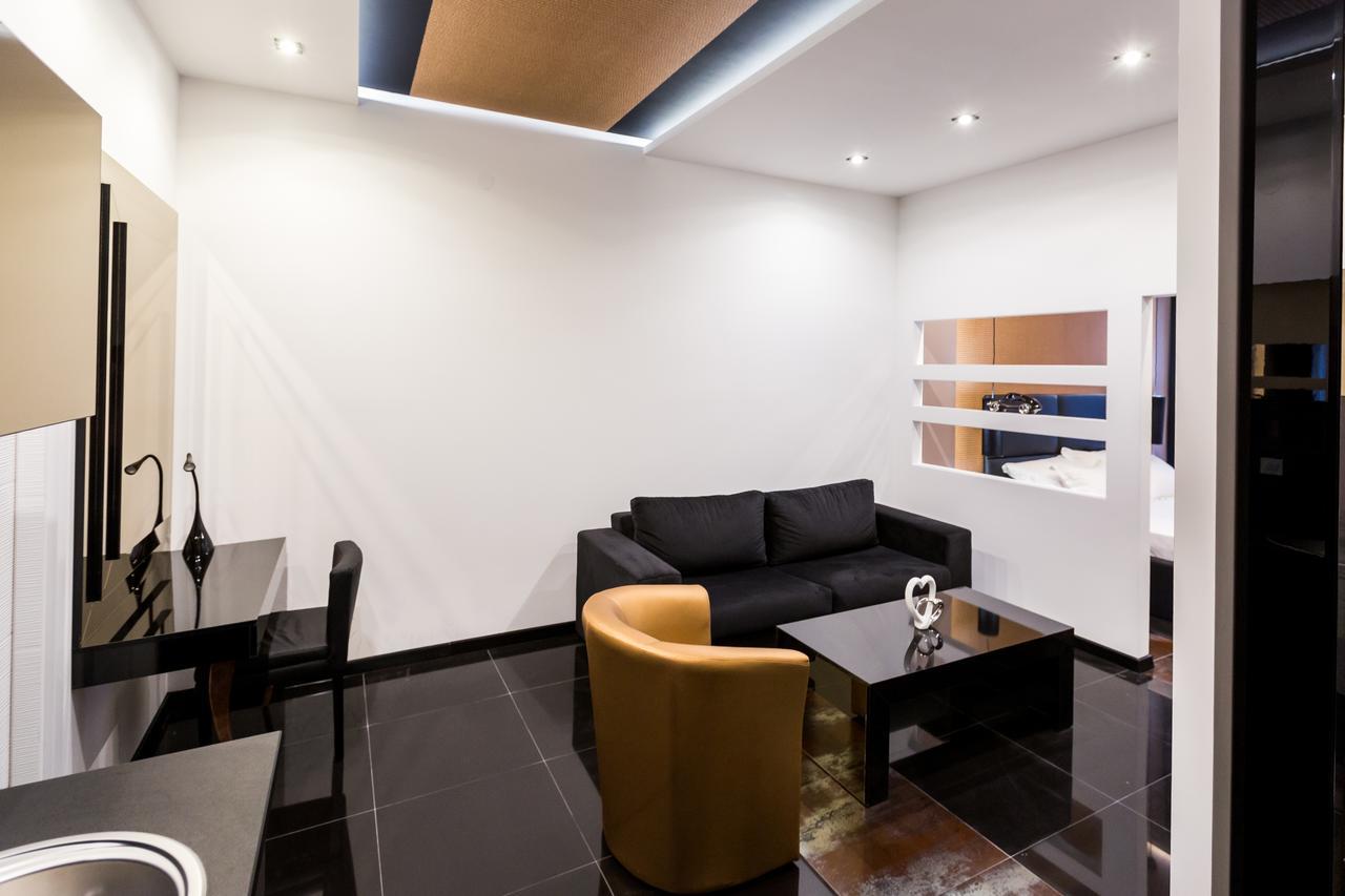 Hotel Crystal Light Ni エクステリア 写真
