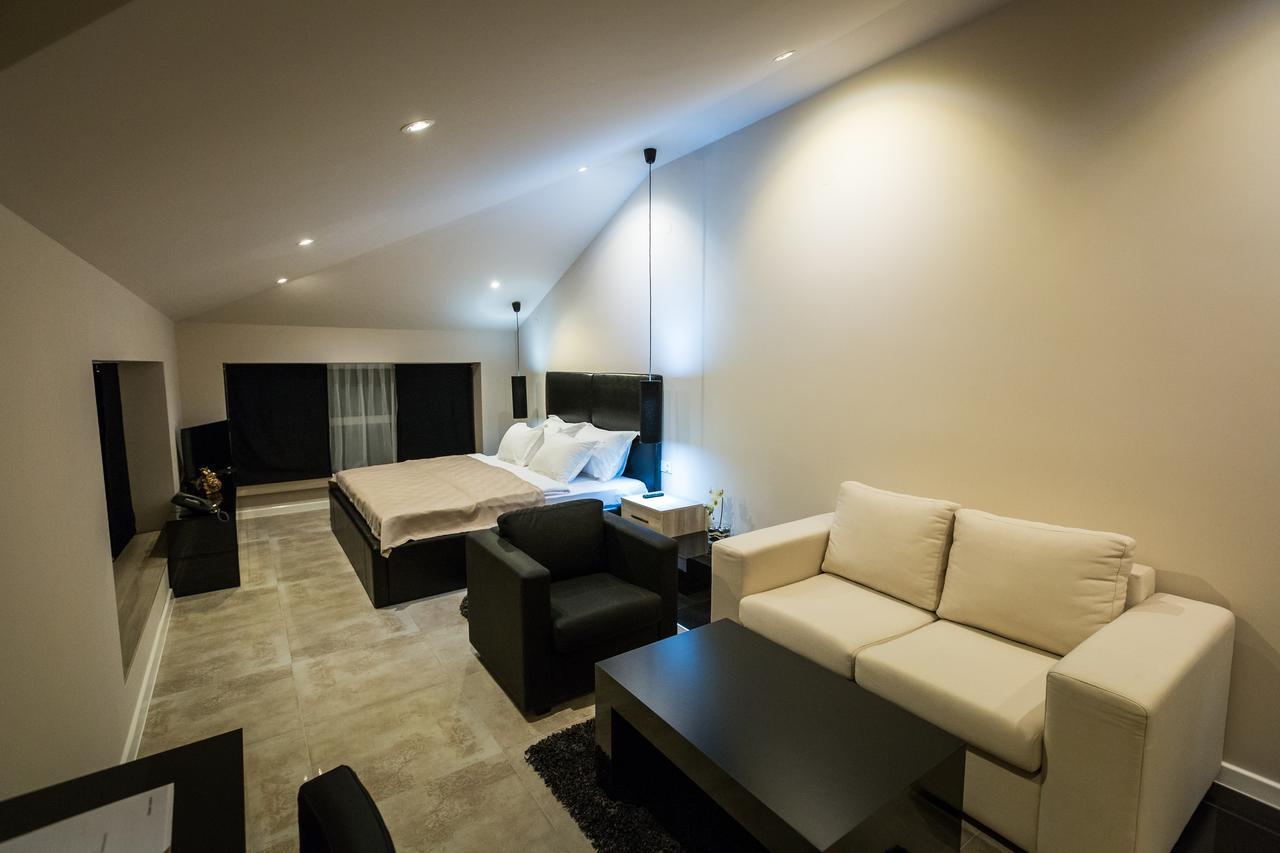 Hotel Crystal Light Ni エクステリア 写真